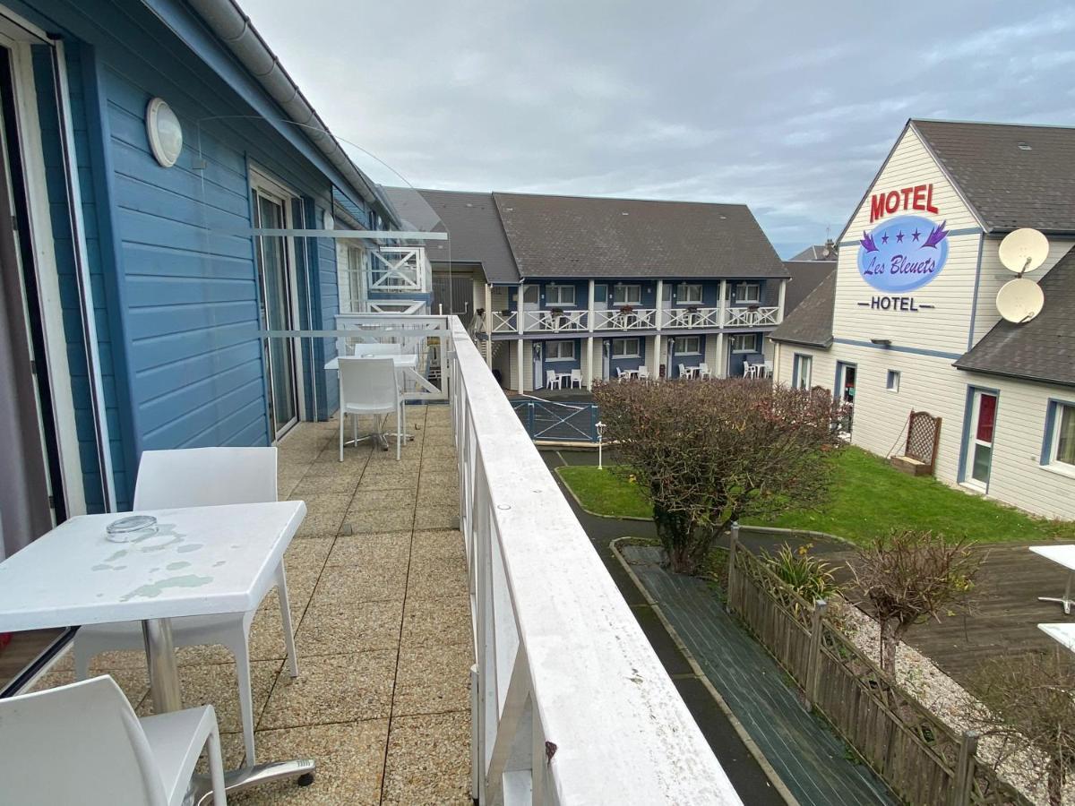 Contact Hotel - Motel Les Bleuets & Spa La Riviere-Saint-Sauveur Екстер'єр фото