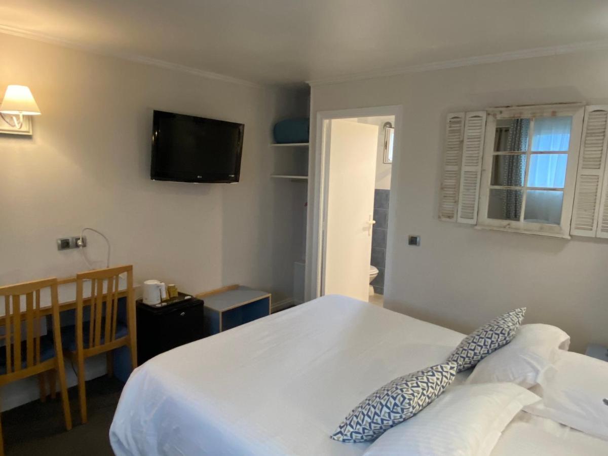 Contact Hotel - Motel Les Bleuets & Spa La Riviere-Saint-Sauveur Екстер'єр фото