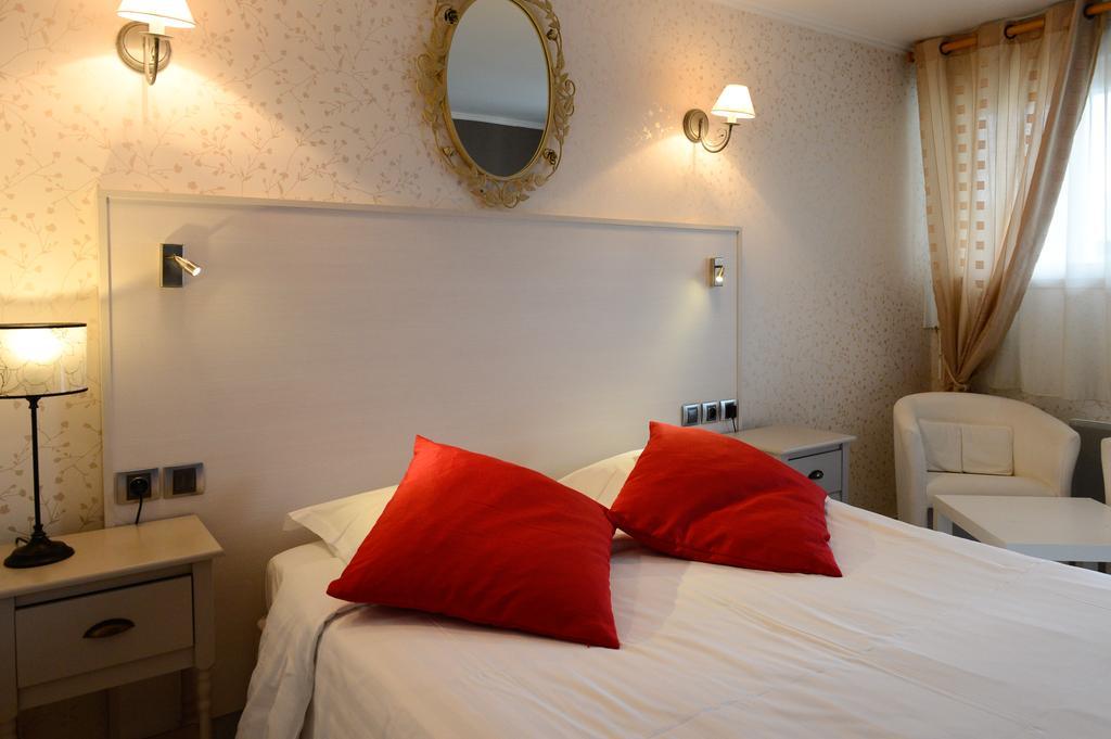 Contact Hotel - Motel Les Bleuets & Spa La Riviere-Saint-Sauveur Екстер'єр фото